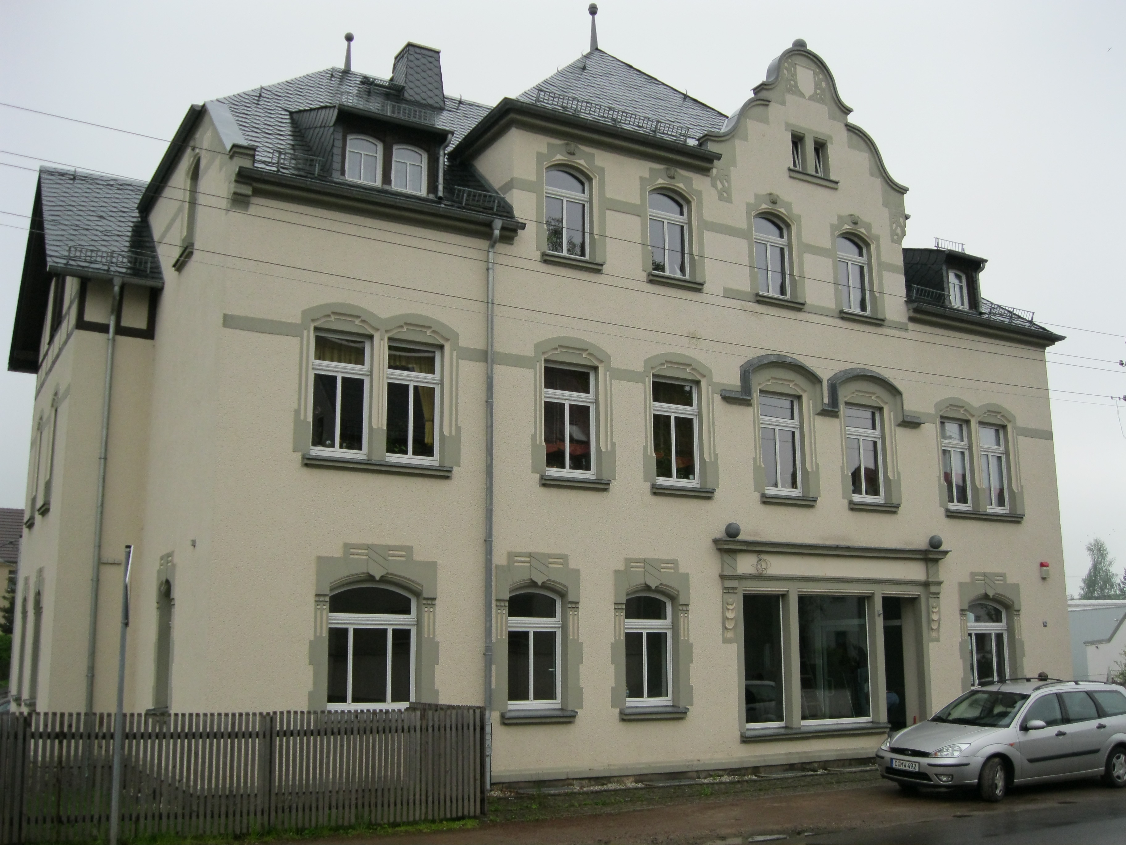 Bro Hofer Strae 104-1